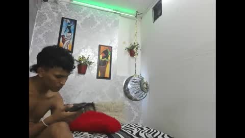 Snapshot of couple_boysx18 chatting on October 2025 04:49:02 AM couple_boysx18 online show from October 2025 04:49:02 AM