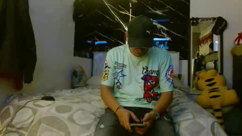 Snapshot of couple_hot77 chatting on October 2025 02:56:01 AM couple_hot77 online show from October 2025 02:56:01 AM