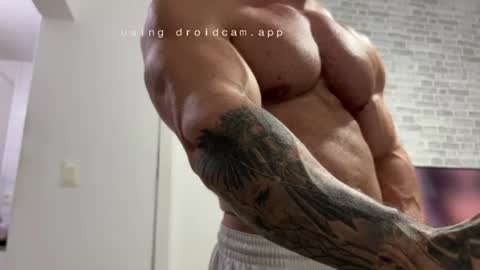 couplemuscle40 online show from July 2026 06:10:01 PM