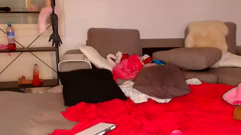 Sandra and Tom online show from December 2024 09:26:02 PM