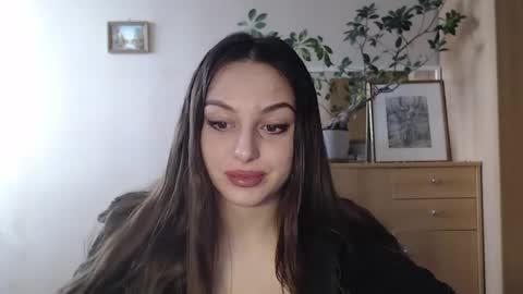 Snapshot of courtney_lux chatting on January 2025 07:53:02 AM Courtney online show from January 2025 07:53:02 AM