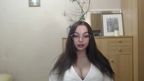 Snapshot of courtney_lux chatting on March 2025 05:54:01 PM Courtney online show from March 2025 05:54:01 PM