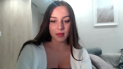 Snapshot of courtney_lux chatting on October 2025 02:03:02 PM Courtney online show from October 2025 02:03:02 PM