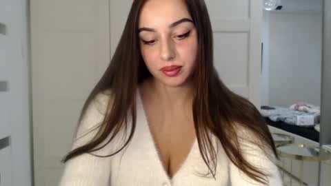 Snapshot of courtney_lux chatting on October 2025 03:02:02 PM Courtney online show from October 2025 03:02:02 PM