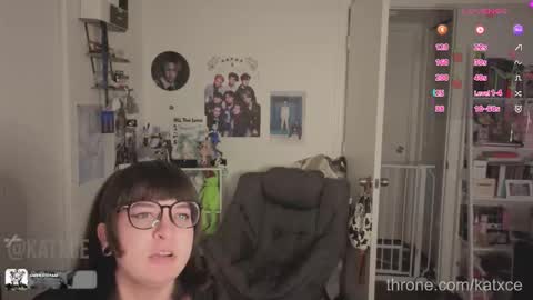 Snapshot of cowjuggie chatting on November 2025 01:38:01 AM Katxce online show from November 2025 01:38:01 AM