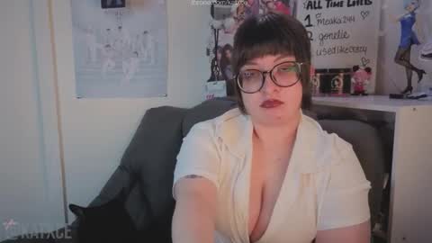 Snapshot of cowjuggie chatting on November 2025 03:17:02 AM Katxce online show from November 2025 03:17:02 AM