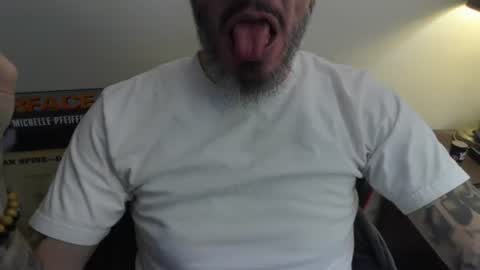 Snapshot of cpl_inlove chatting on January 2025 06:02:02 PM cpl_inlove online show from January 2025 06:02:02 PM