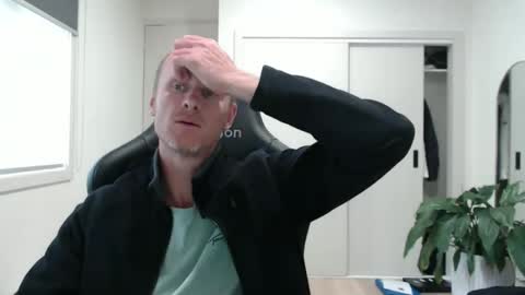 Snapshot of cptduckpants chatting on November 2025 04:48:02 AM cptduckpants online show from November 2025 04:48:02 AM