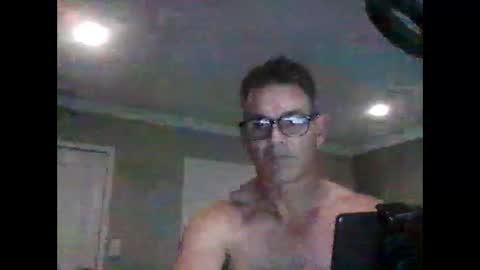 Snapshot of crackback927 chatting on January 2025 04:44:02 AM crackback927 online show from January 2025 04:44:02 AM