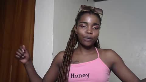 Snapshot of craizybitch chatting on February 2025 08:37:01 PM craizybitch online show from February 2025 08:37:01 PM