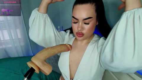 Snapshot of crazy__berry chatting on December 2025 06:54:02 AM Eva online show from December 2025 06:54:02 AM