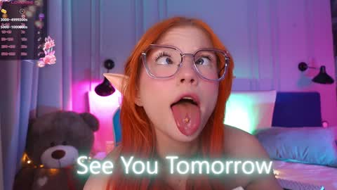 Snapshot of crazy__wine chatting on December 2024 04:21:01 AM Sonya online show from December 2024 04:21:01 AM