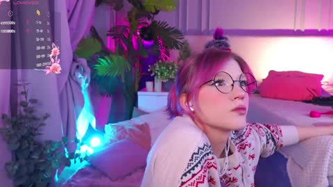 Snapshot of crazy__wine chatting on December 2024 09:43:02 PM Sonya online show from December 2024 09:43:02 PM