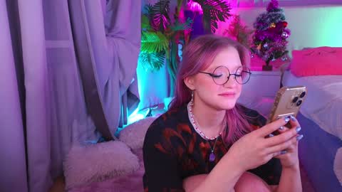 Snapshot of crazy__wine chatting on December 2024 01:24:01 AM Sonya online show from December 2024 01:24:01 AM