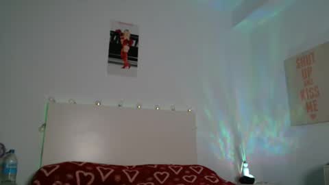 crazy sweetie online show from December 2025 03:18:02 PM