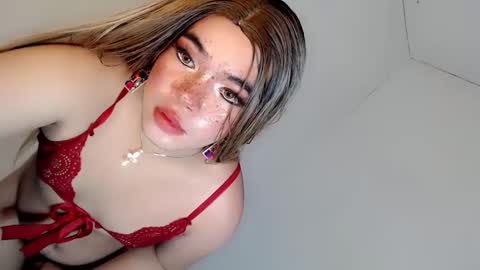 Snapshot of crazy_vixen chatting on December 2024 06:35:01 PM Hot Ayisha online show from December 2024 06:35:01 PM