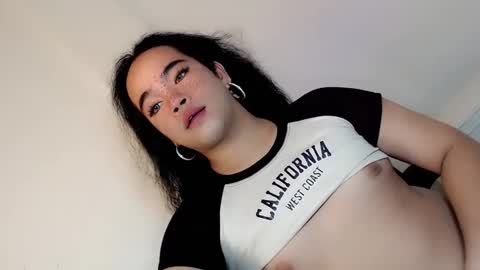Snapshot of crazy_vixen chatting on January 2025 08:48:02 PM Hot Ayisha online show from January 2025 08:48:02 PM