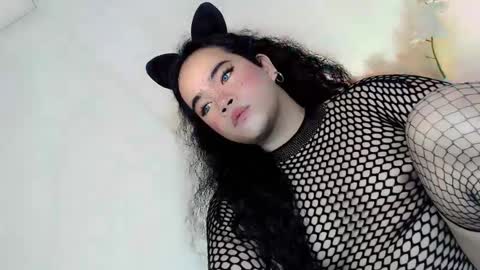 Snapshot of crazy_vixen chatting on February 2025 04:44:02 AM Hot Ayisha online show from February 2025 04:44:02 AM