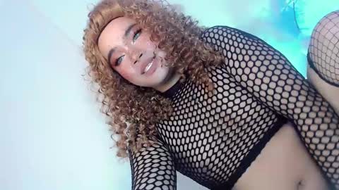 Snapshot of crazy_vixen chatting on February 2025 05:29:02 PM Hot Ayisha online show from February 2025 05:29:02 PM