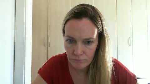 Anny online show from February 2025 12:33:02 PM