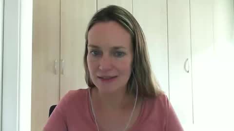 Anny online show from February 2025 06:32:02 PM