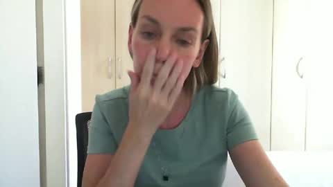 Anny online show from March 2025 07:06:01 PM