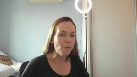 Anny online show from December 2025 02:13:02 PM