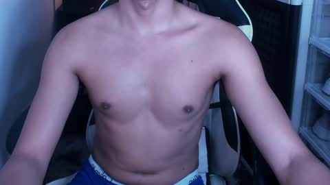 Snapshot of crazyasiancum chatting on January 2025 06:05:02 AM Zion online show from January 2025 06:05:02 AM