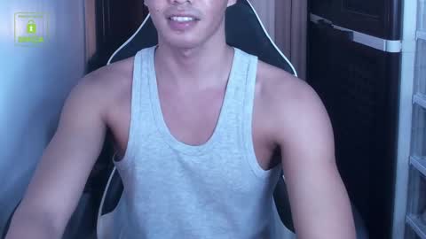 Snapshot of crazyasiancum chatting on February 2025 04:36:01 PM Zion online show from February 2025 04:36:01 PM