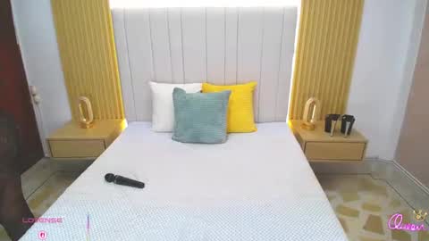 Snapshot of crazybigass chatting on February 2026 12:41:01 PM Sara online show from February 2026 12:41:01 PM