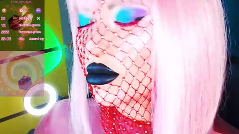 Roxy online show from September 2025 03:37:01 PM