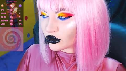 Roxy online show from October 2025 08:28:01 AM