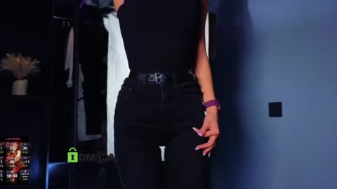 crazzy cherry online show from October 2025 01:50:01 AM