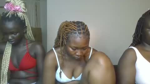 Snapshot of creamy_pie1 chatting on February 2026 05:18:02 AM creamy_pie1 online show from February 2026 05:18:02 AM