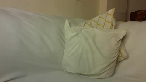 creamyy_pussy online show from January 2026 07:04:01 PM