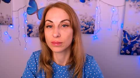 Snapshot of create_your_own_sun chatting on September 2025 01:14:02 PM Lera online show from September 2025 01:14:02 PM