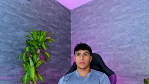 Snapshot of crh58_ chatting on September 2025 11:27:02 PM crh58_ online show from September 2025 11:27:02 PM