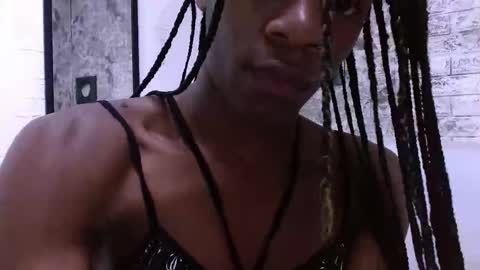 CriisBrown  online show from November 2025 11:09:01 AM