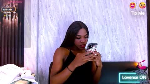 CriisBrown  online show from January 2026 10:21:02 AM