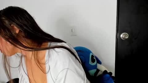 Jen. online show from February 2026 02:42:02 PM