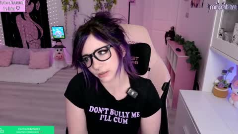 Snapshot of crimsonkitten chatting on April 2026 12:39:01 AM Crimson Kitten online show from April 2026 12:39:01 AM