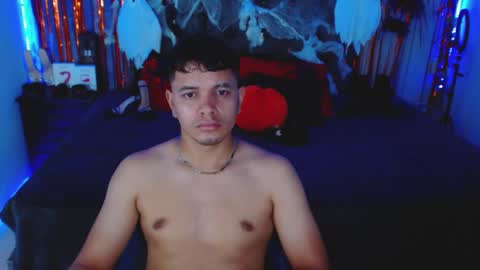 CRISANDMERY online show from October 2025 07:49:02 AM