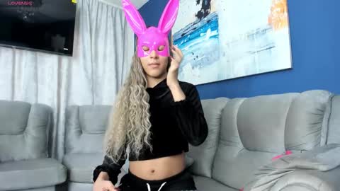 Cris Evanz online show from January 2026 09:16:01 PM