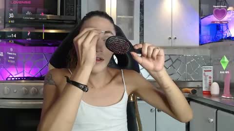 Snapshot of crisozzz chatting on May 2026 07:08:01 PM Cristina Onazis online show from May 2026 07:08:01 PM