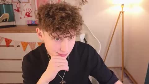 Snapshot of crisp1n chatting on October 2025 03:47:02 PM Chris online show from October 2025 03:47:02 PM