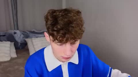 Snapshot of crisp1n chatting on November 2025 03:12:02 PM Chris online show from November 2025 03:12:02 PM