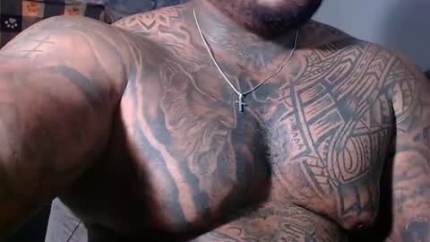 criss_zanders007 online show from June 2026 06:50:01 PM