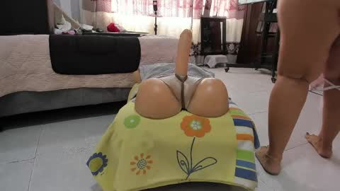 Snapshot of cristal_18xxx chatting on May 2026 02:34:01 PM Cristal online show from May 2026 02:34:01 PM