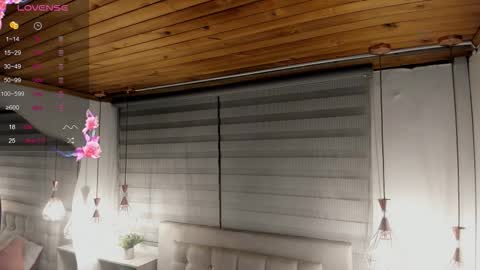 Cristal online show from October 2025 04:02:01 AM