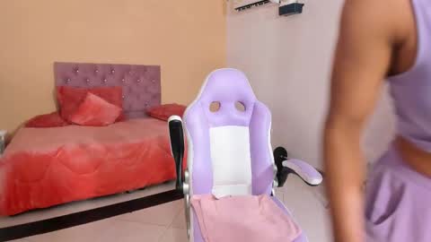 Cristal online show from November 2025 10:48:01 AM